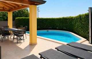 Stunning Home In Porec - 4