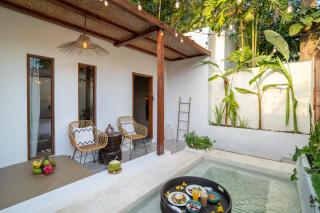 Modern Uluwatu Studio Apartment and Pool - 4