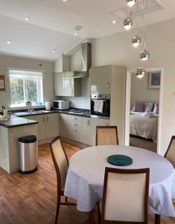 Hazelnut Lodge - 2