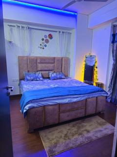 Welcome to shiva stays near dwarka Expressway - 5