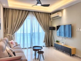 R&F Princess Cove 1BR Full Sea View City Centre - 5