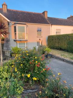 Beachfront Escape in the Heart of Kilkee - 5