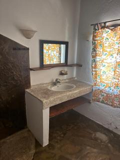 Leah House - 9