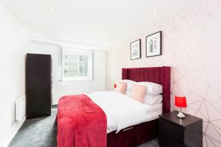 Classic 2 Bedroom City Centre Flat, near Bull Ring - 5