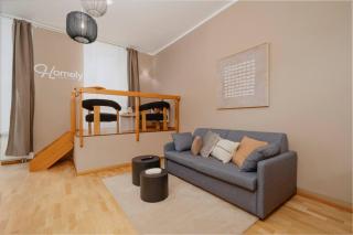 Homely Berlin - Prime Location, Historic Charm, Reading Nook - 4