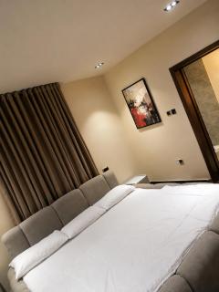 ChrisCourtApartments - 2