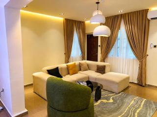 ChrisCourtApartments - 1
