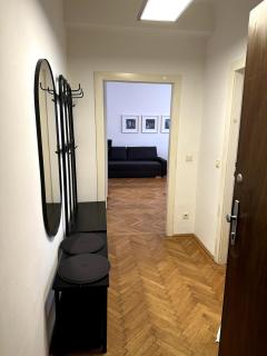 Bright & Modern City Apartments - Close to Center - 6