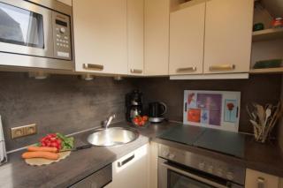 6 Personen Ferienhaus mit 4 Schlafzimmern, Infrarotwaermekabine, mit Blick auf den Weltschiffahrtsweg in Otterndorf - 6