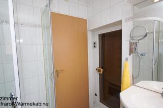 6 Personen Ferienhaus mit 4 Schlafzimmern, Infrarotwaermekabine, mit Blick auf den Weltschiffahrtsweg in Otterndorf - 2