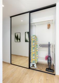 Ermi Street 2-Bedroom Apartment with Free Parking - 3