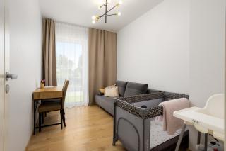 Ermi Street 2-Bedroom Apartment with Free Parking - 5