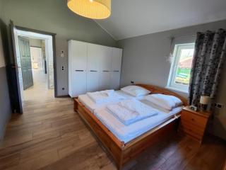 4 Personen Ferienhaus mit Kaminofen, Wintergarten und Kanu, mit einem wundervollen Blick auf den See in Otterndorf - 3