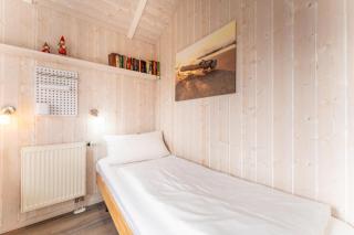 4 Personen Ferienhaus mit Sauna, Kaminofen und einen wunderschцnen Garten mit Terrasse in Otterndorf - 8
