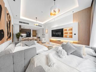 Relax & Shop 3BDR Apartment by Circle Mall - 3
