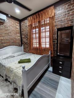 Sue Cottage Homestay - 8