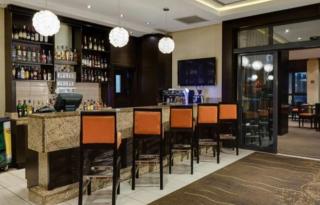 Protea Hotel - 1