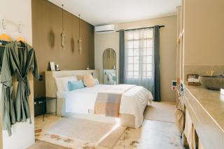 Olive Grove Guesthouse - 9