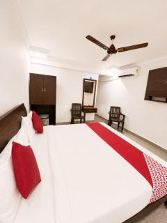 Hotel Raj Residency - 0