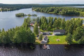 Aurora Riverside Cabin - Private Hot Tub&Fire Pit - 8