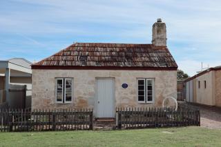 '1856' Patsy Ryan's Cottage - Walk to Main Street - 0