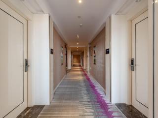Vegas Hotel Guangzhou Pazhou Convention Branch - 2
