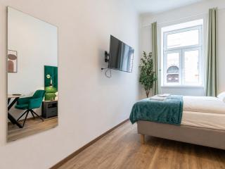Affordable & Comfortable 1BR Apartment Great for Long Stays - 9