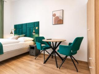 Affordable & Comfortable 1BR Apartment Great for Long Stays - 7