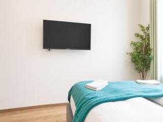 Affordable & Comfortable 1BR Apartment Great for Long Stays - 4