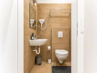 Affordable & Comfortable 1BR Apartment Great for Long Stays - 3