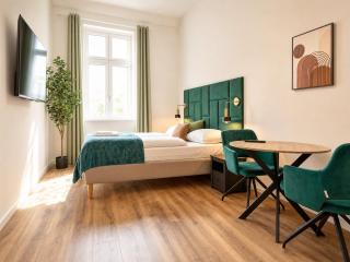 Affordable & Comfortable 1BR Apartment Great for Long Stays - 0