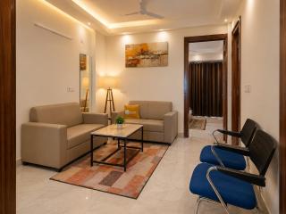 Lime Tree Luxury 2BHK Service Apartment Sector - 52 - 1