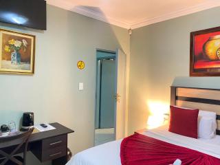 Stay Arcadia Guest House - 9