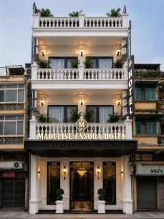Madelise Ensora Hotel & Travel - 0