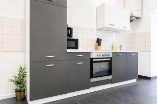 Comfy 3BR Apt For Long Stays & Budget Friendly - 7