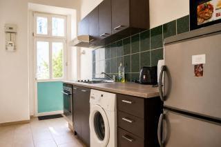 Sweet 1BR Apartment with Smart TV, WIFI, For Long Stay - 1