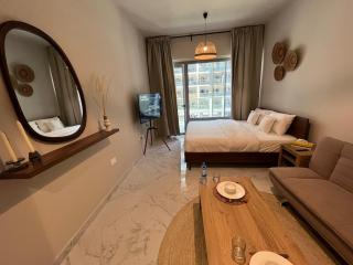Masdar Studio 219 Mall Steps Away Yas & Airport Near2 - 4