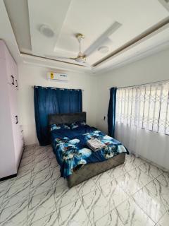 Pebview 2 Bed Apartment - 5