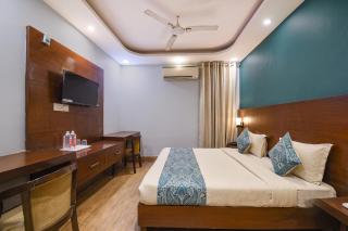 FabHotels Avensia - 6