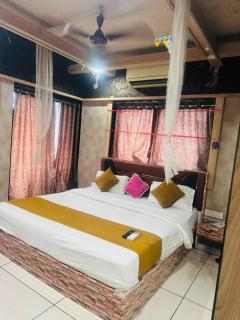 Hotel 5 Star RaceCourse - 6