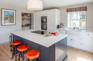 Seaside Cottage 4 - 8