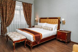 Shah Palace Luxury Museum Hotel - 8