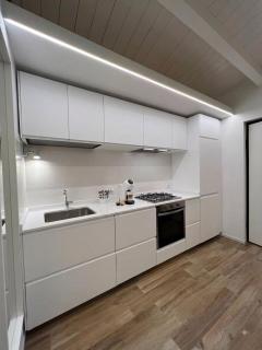 CASA KLIMT vicinissima al mare parcheggio privato gratuito se disponibile - 1