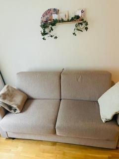 A Cozy Central Apartment - 8