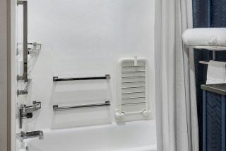 Fairfield by Marriott Inn & Suites Mattoon - 2