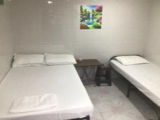 London Guest House - 8