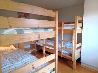 Hummeln Apartment for 6 with Balcony - 8