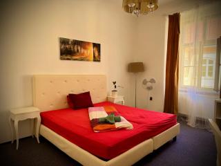 Just 3 min Walk Old Town Center private room D - 9