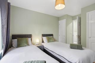 3 Bedroom Modern Stay Ideal for Contractors and Groups - 4