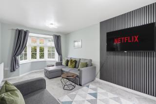 3 Bedroom Modern Stay Ideal for Contractors and Groups - 9